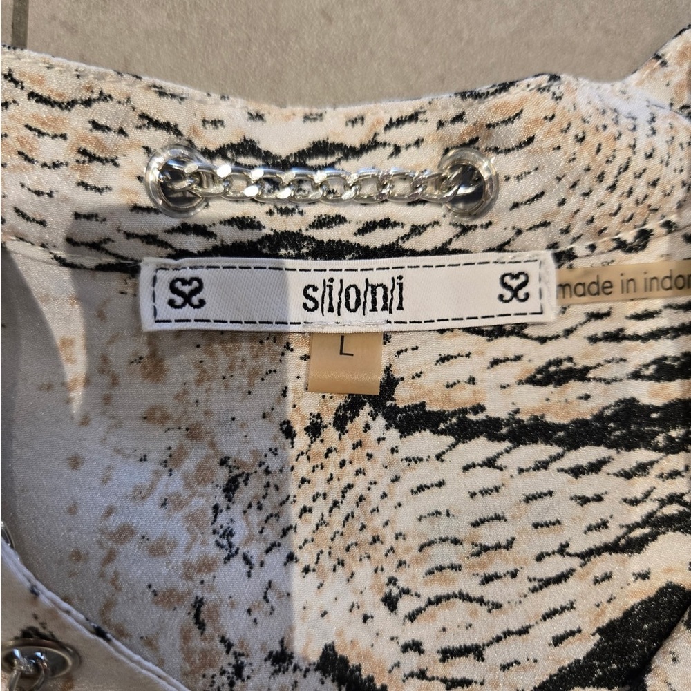 Reptile Pattern Sleeveless Top - Picture 3 of 6